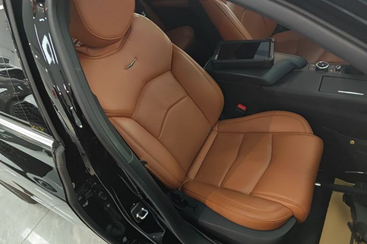 Used Cadillac CT6 2019 28T Luxury Model
