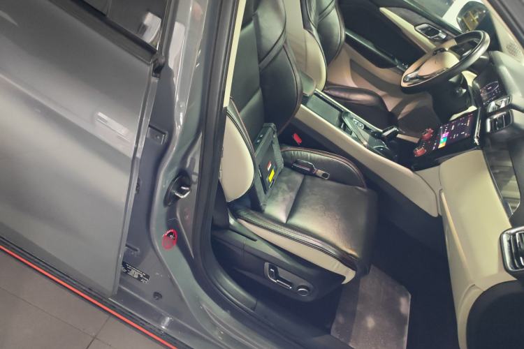 Used Lynk & Co 02 2018 1.5T DCT Two-Wheel Drive Zhaopu Version China V Standard Right Front Seat