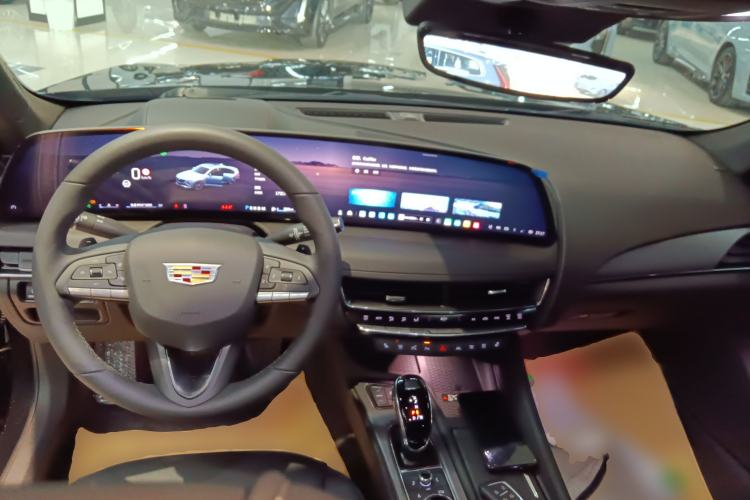 Used Cadillac CT5 2025 28T Track Performance Edition Center Console