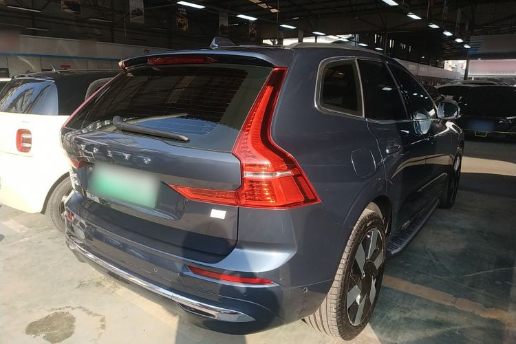 Used Volvo XC60 New Energy 2024 T8 Plug-in Hybrid Long-Range All-Wheel Drive Smart Luxury Edition
