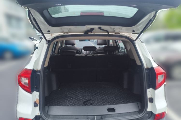 Used BYD Song New Energy 2017 Song DM 1.5TID All-Wheel Drive Prestige Model Trunk