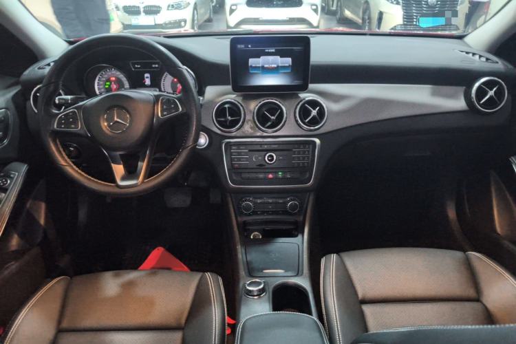 Used Mercedes-Benz GLA 2016 GLA 200 Fashion Model