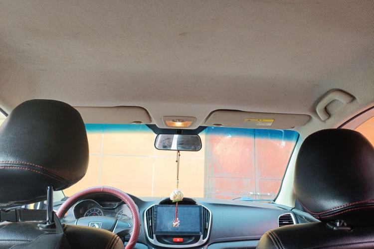 Used Baojun 560 2016 1.8L Manual Comfort Edition