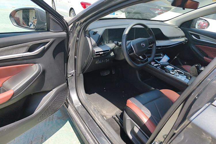 Used CHANGAN Eado 2023 Changan Edition PLUS Blue Whale NE 1.4T GDI DCT Prestige Version
