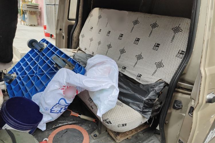 Used Wuling Rongguang S  Left Rear Seat