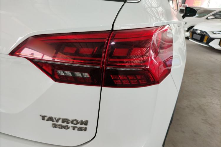 Used Volkswagen Tayron 2019 330TSI Two-Wheel Drive Luxury Model China VI Standard Right Rear Taillight