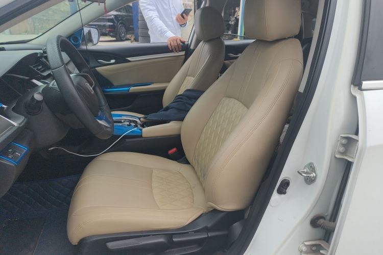 Used Honda Civic 2016 220TURBO CVT Luxury Edition
