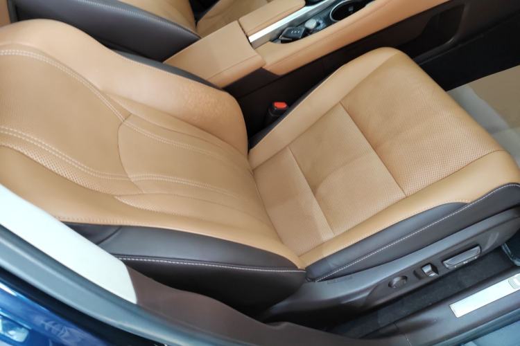 Used Lexus RX 2016 300 Two-Wheel Drive Comfort Edition China V Standard
