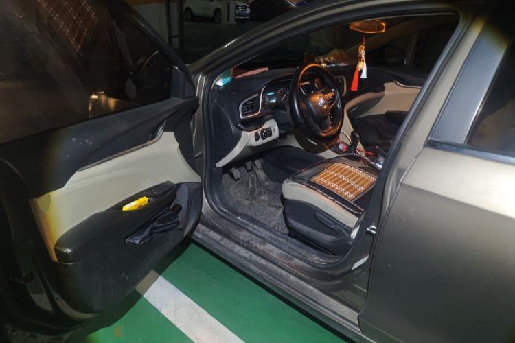 Used Buick GT 2016 15N Manual Elite Edition Driver Seat