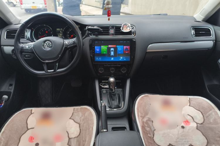 Used Volkswagen Sagitar 2017 1.6L Automatic Comfort Model
