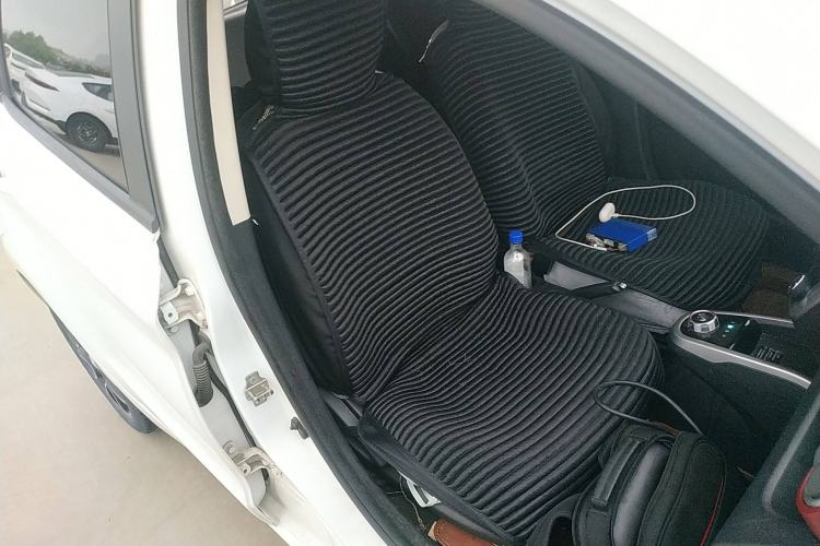 Used Changan Benni 2015 1.4L IMT Luxury Version China IV Standard