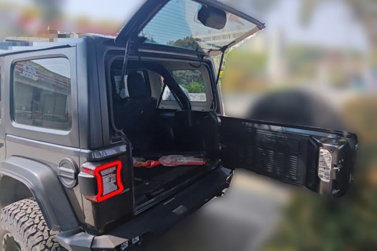 Used Jeep Wrangler 2021 2.0T Robin Hood Four-Door Edition
