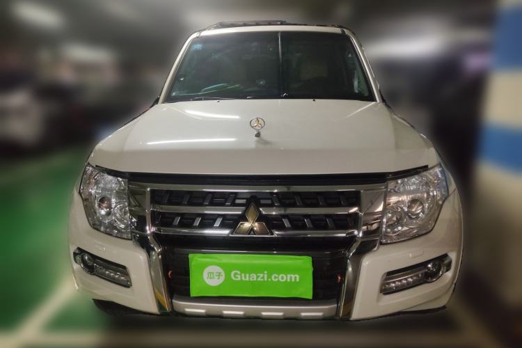 Used Mitsubishi Pajero 2019 V97 3.8L 5-Door GLS Middle East Edition