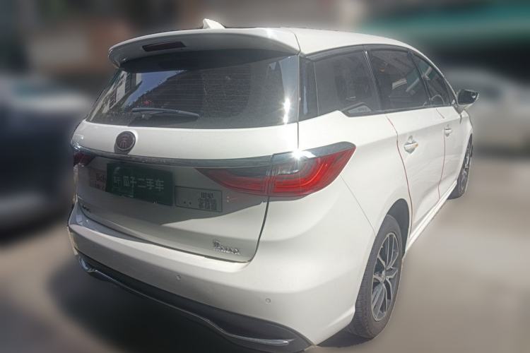 Used BYD Song MAX 2017 1.5T Automatic Smart Connect Luxury 7-Seater