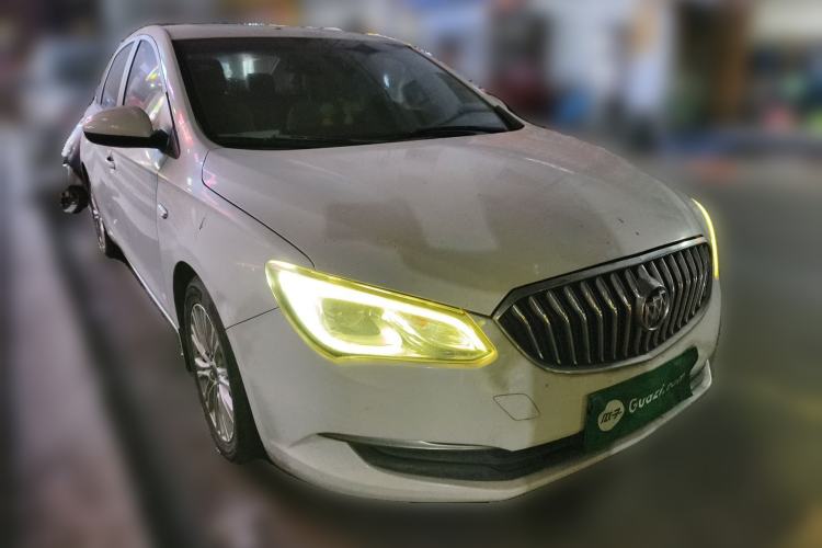 Used Buick GT 2017 15N Automatic Elite Version Front Right 45 Deg