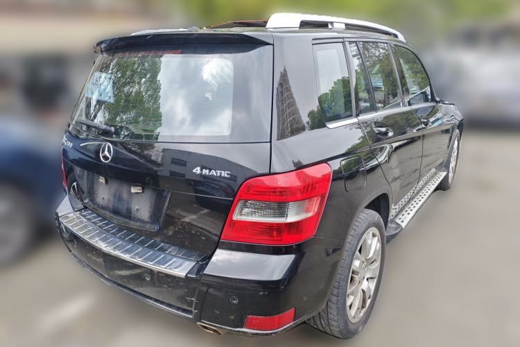 Used Mercedes-Benz GLK-Class 2011 GLK 300 4MATIC Fashion Model Rear Right 45 Deg