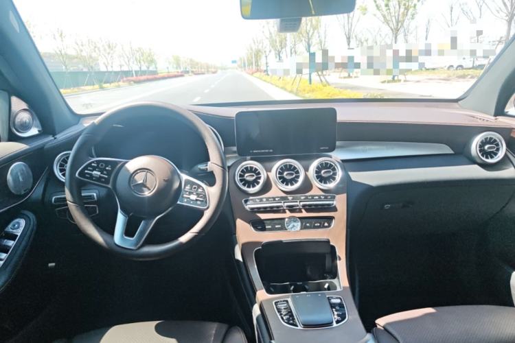 Used Mercedes-Benz GLC 2021 GLC 300 L 4MATIC Dynamic Model