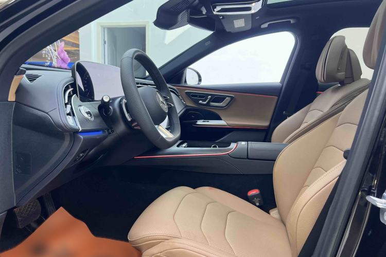 Used Mercedes-Benz E-Class 2024 Facelift E 300 L Fashion Sport Edition
