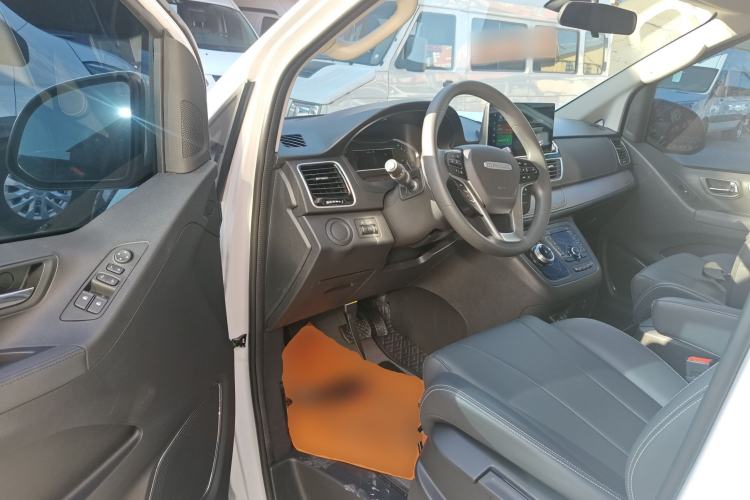 Used SAIC MAXUS G20 2023 Facelifted ES 2.0T Gasoline Automatic Value Edition
