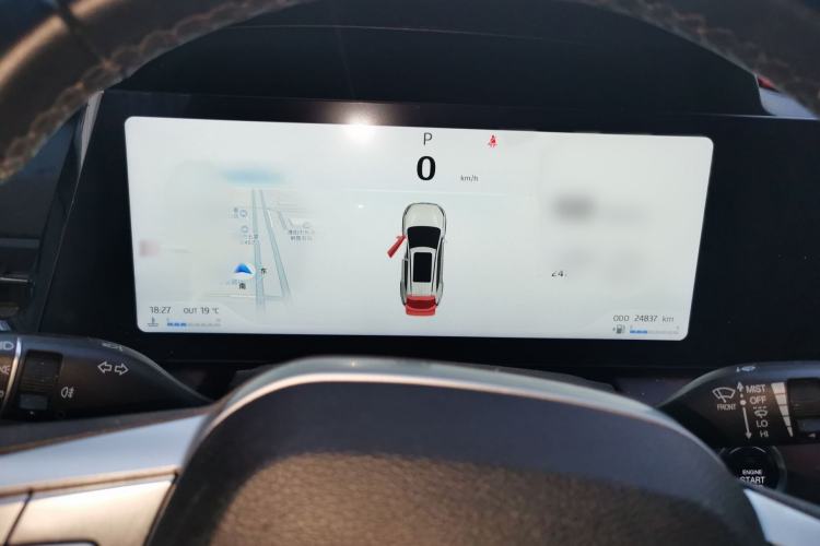 Used SOL X8 PLUS 2023 1.5 TGDI DCT Smart Home Edition 7-Seater
