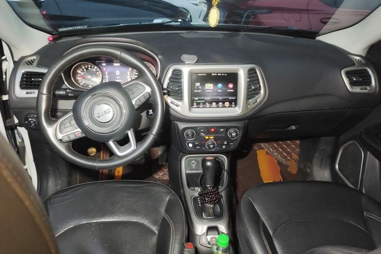 Used Jeep Compass 2017 200T Automatic Family Edition
