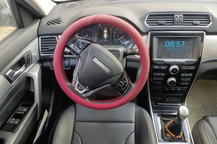 Used Haval H2 2018 Red-Label 1.5T Manual Two-Wheel Drive Elite Model