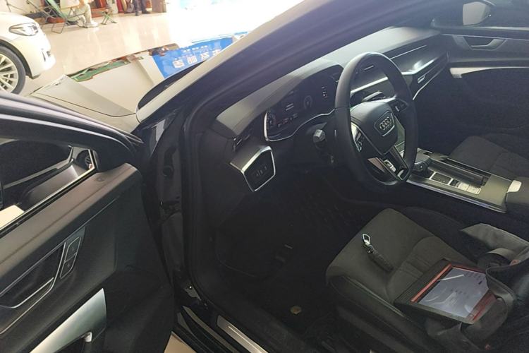 Used Audi A6L 2023 Revised 45 TFSI Prestige Dynamic Edition
