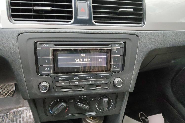 Used Volkswagen Santana 2015 Haval H6 1.6L Automatic Luxury Model
