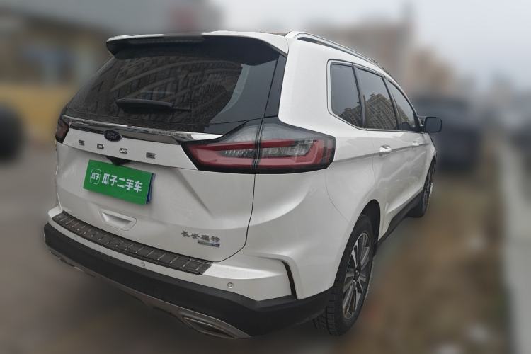 Used Ford Edge 2021 PLUS EcoBoost 245 Two-Wheel-Drive Platinum Edition 5 Seats
