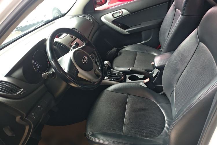 Used Kia Forte 2014 1.6L AT GLS
