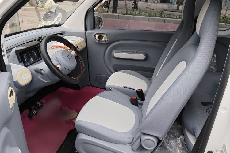 Used Bestune Pony 2025 222km Range Agile Horse Left Front Seat