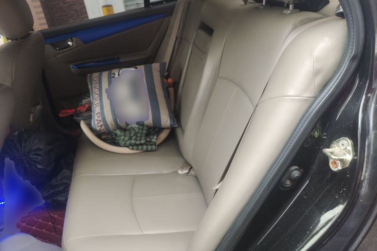 Used Lifan Auto 620 2012 1.5L Manual Luxury Version