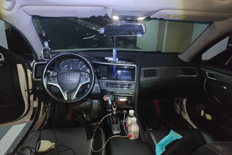 Used Honda Spirior 2017 2.0L Comfort Edition Center Console