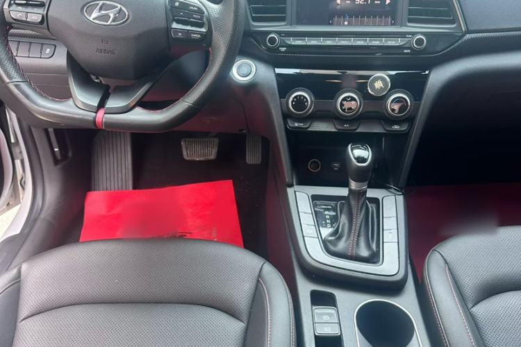 Used Hyundai Elantra (6th Generation / Lingdong) 2019 1.4T Dual-Clutch Xuan Dong · Dynamic Model