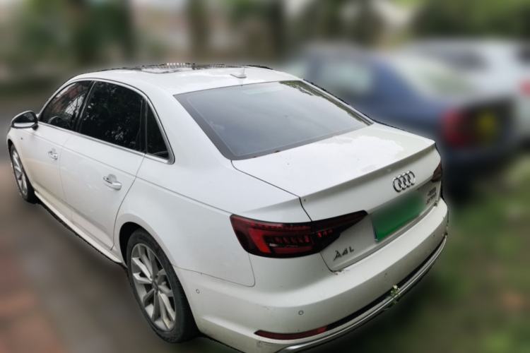 Used Audi A4L 2019 40 TFSI Fashion Edition China VI Emission Standard Rear Left 45 Deg