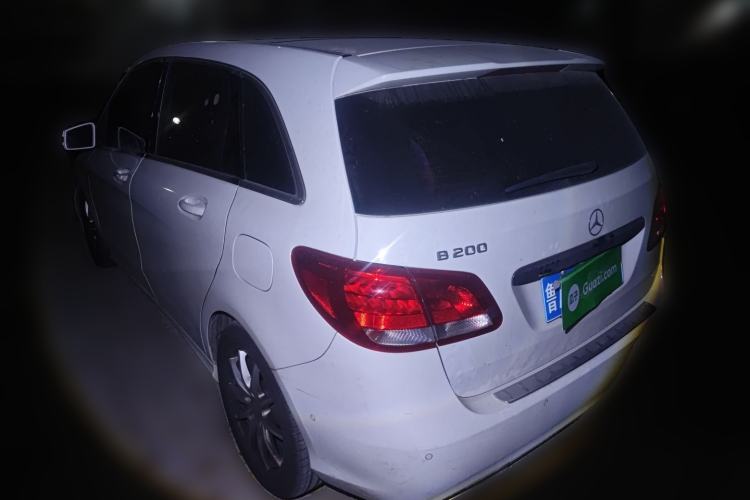 Used Mercedes-Benz B-Class 2015 B 200 Sport Edition Rear Left 45 Deg