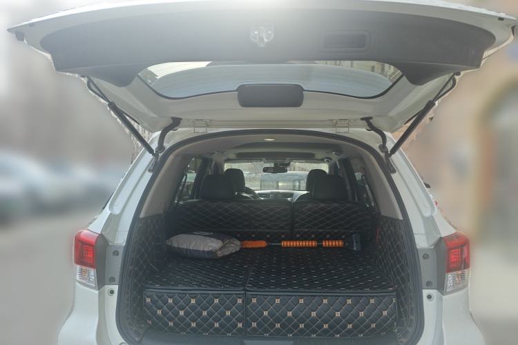 Used Nissan Terra 2018 2.5L Automatic 4x4 Flagship Edition