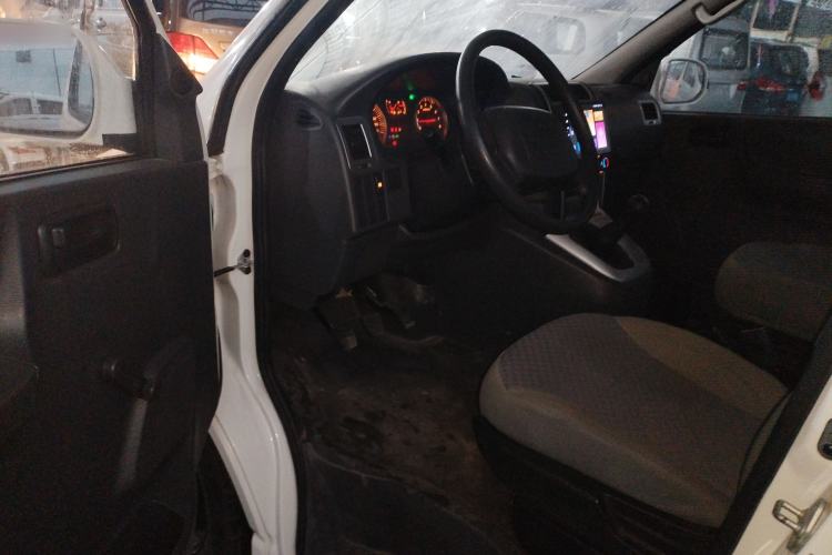 Used Jinbei Express 2020 2.0L China VI Standard Practical 6-Seater G6P-6 1TZS