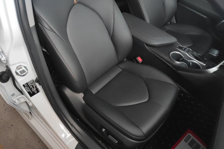 Used Toyota Camry 2021 2.5G Luxury Edition
