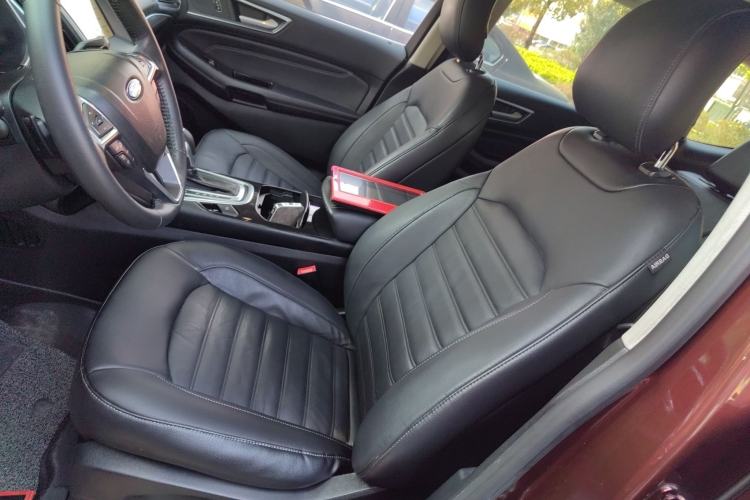 Used Ford Edge 2016 EcoBoost 245 Two-Wheel-Drive Titanium 7-Seater
