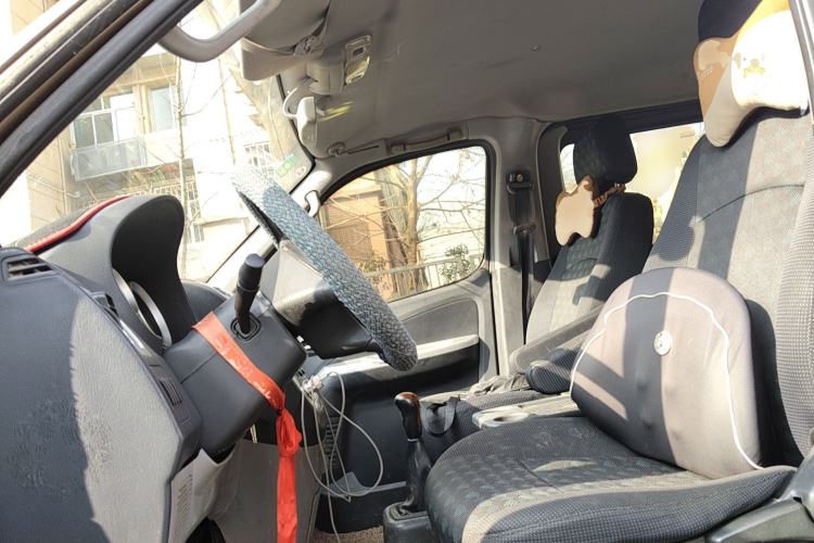 Used Foton MP-X E 2014 2.0L Wealth Express Classic Edition Basic Configuration with 4Gi-VVT