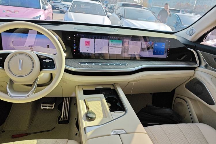 Used Wey Lanshan 2023 Four-Wheel Drive Ultra-Long Range Version
