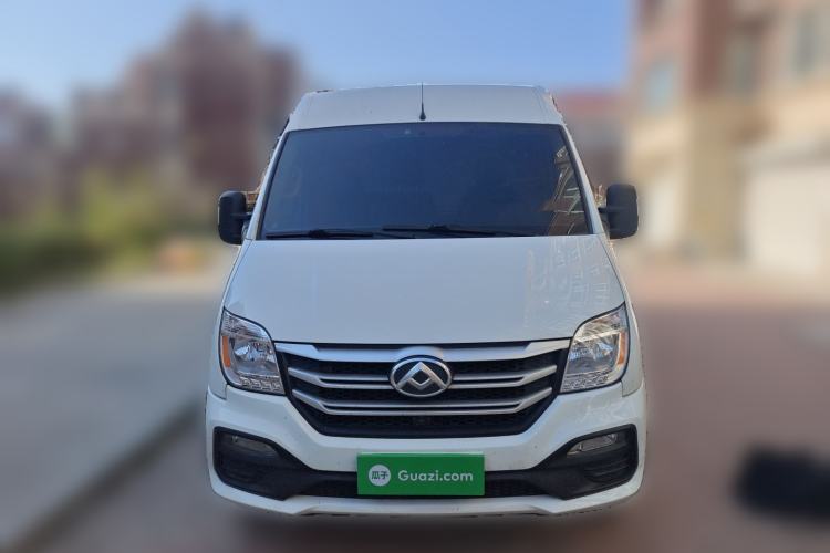 Used SAIC MAXUS Xintu V80 2019 2.0T Plus 6-Speed Manual Van Long Wheelbase Mid-Roof Design 2-3 Seater