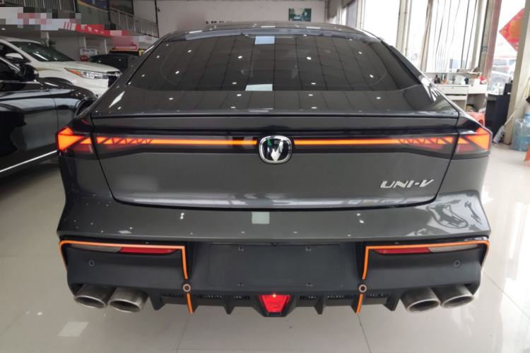 Used CHANGAN UNI-V 2023 1.5T Sport Edition
