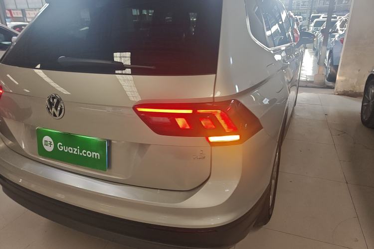 Used Volkswagen Tiguan L 2017 330TSI Automatic Two-Wheel Drive Luxury Edition
