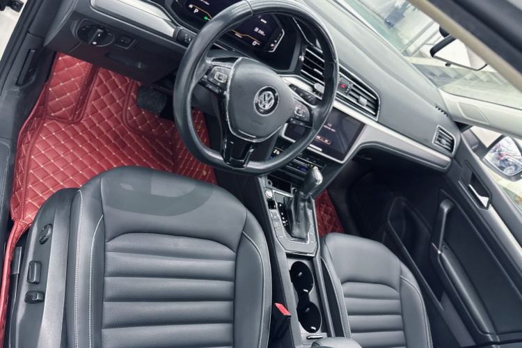 Used Volkswagen Lamando 2021 280TSI DSG Comfort Edition Interior 2