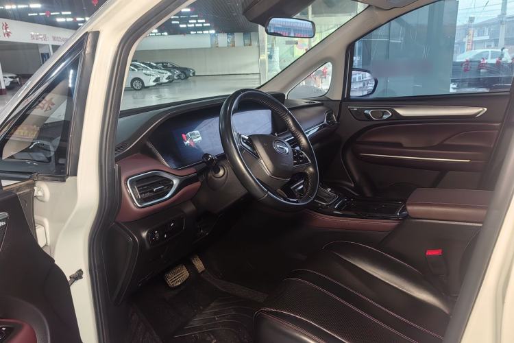 Used GAC Trumpchi M6 2023 PRO 270T DCT Luxury Edition Interior 2