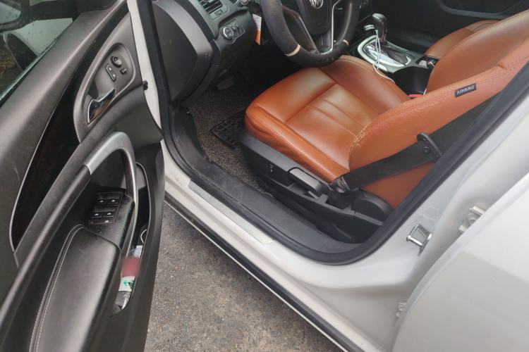 Used Buick Regal 2015 1.6T Leading Technology Model Driver Seat