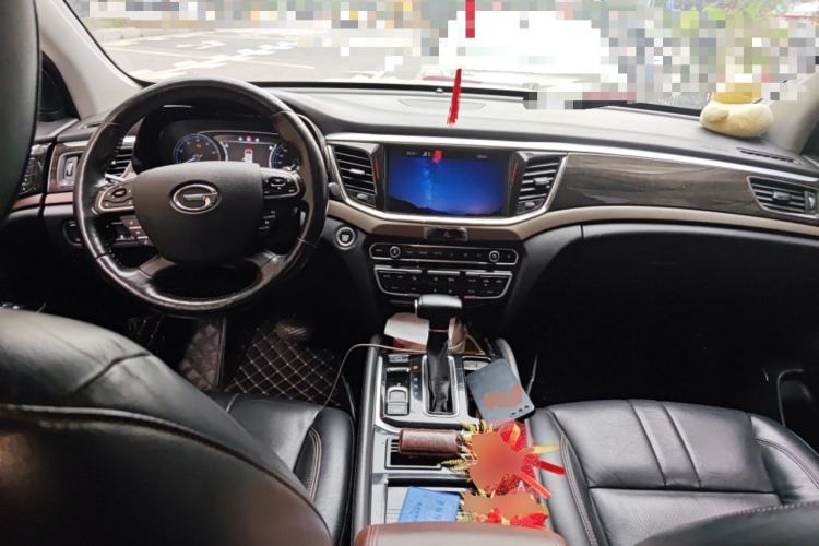 Used GAC Trumpchi GS8 2017 320T Two-Wheel Drive Luxury Smart Connectivity Version (7 Seats)
