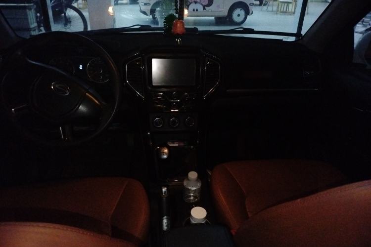 Used Land X8 2015 Explorer Edition 2.0T Diesel 4x2 Luxury Model